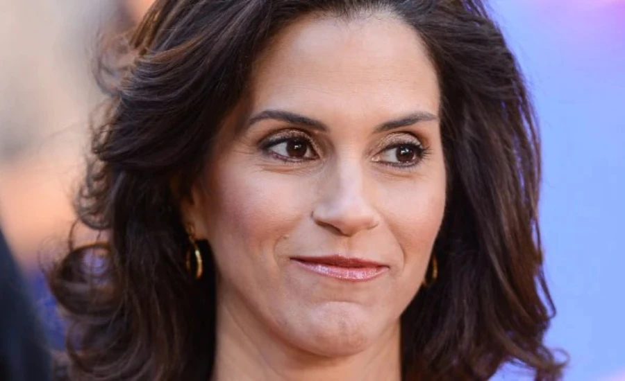 jami gertz net worth